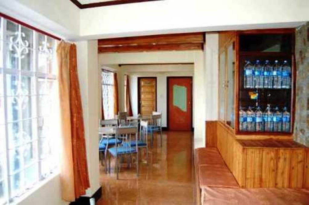 Broadway Hotel Darjeeling  Ngoại thất bức ảnh