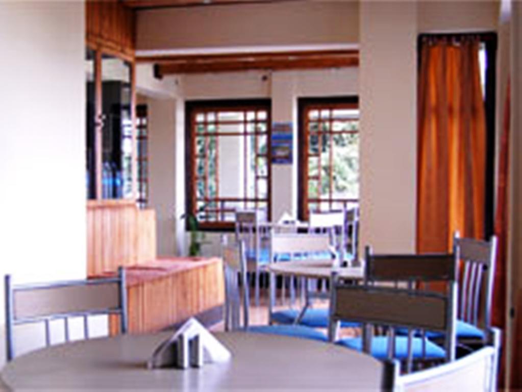 Broadway Hotel Darjeeling  Ngoại thất bức ảnh