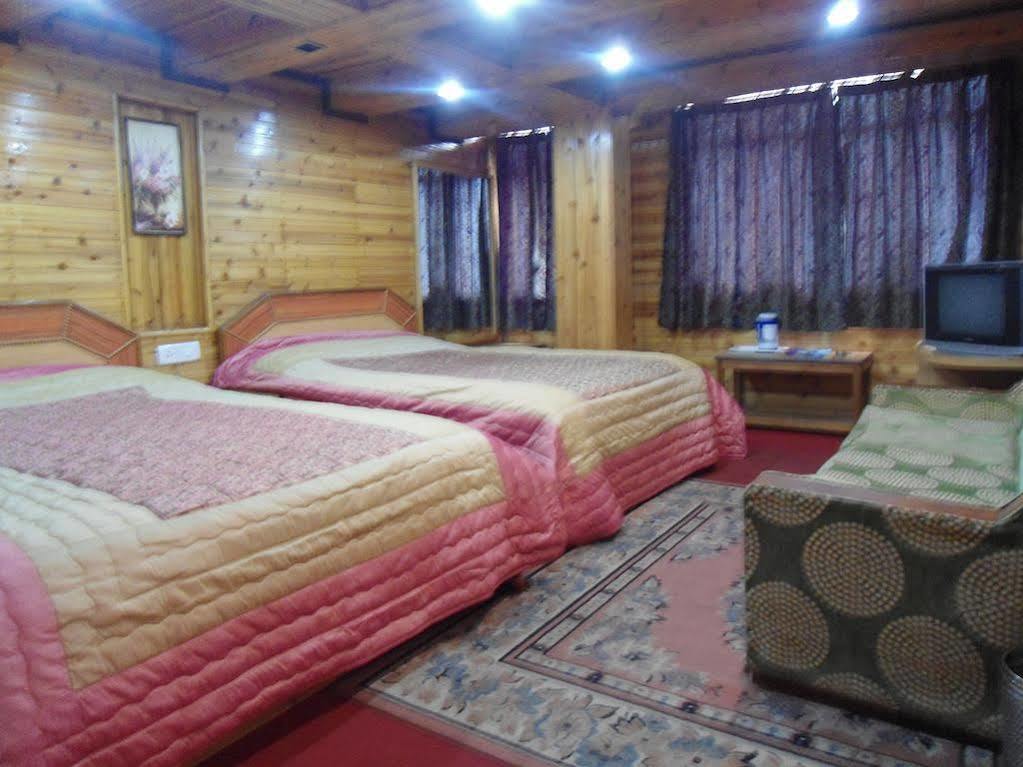 Broadway Hotel Darjeeling  Ngoại thất bức ảnh