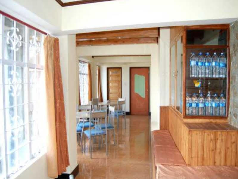 Broadway Hotel Darjeeling  Ngoại thất bức ảnh
